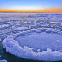 Circle Of Ice 